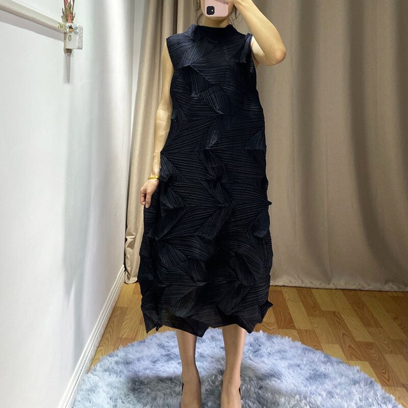 Summer New Women Sleeveless Dress Miyak Pleated Fashion Design Solid Loose Stand Collar Female Dresses