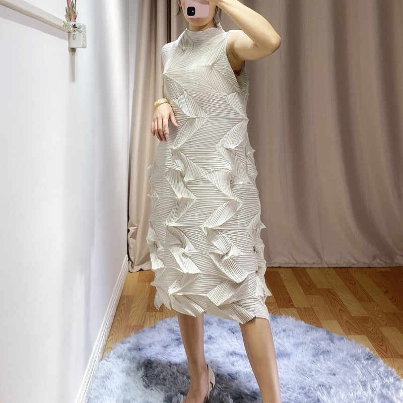 Summer New Women Sleeveless Dress Miyak Pleated Fashion Design Solid Loose Stand Collar Female Dresses