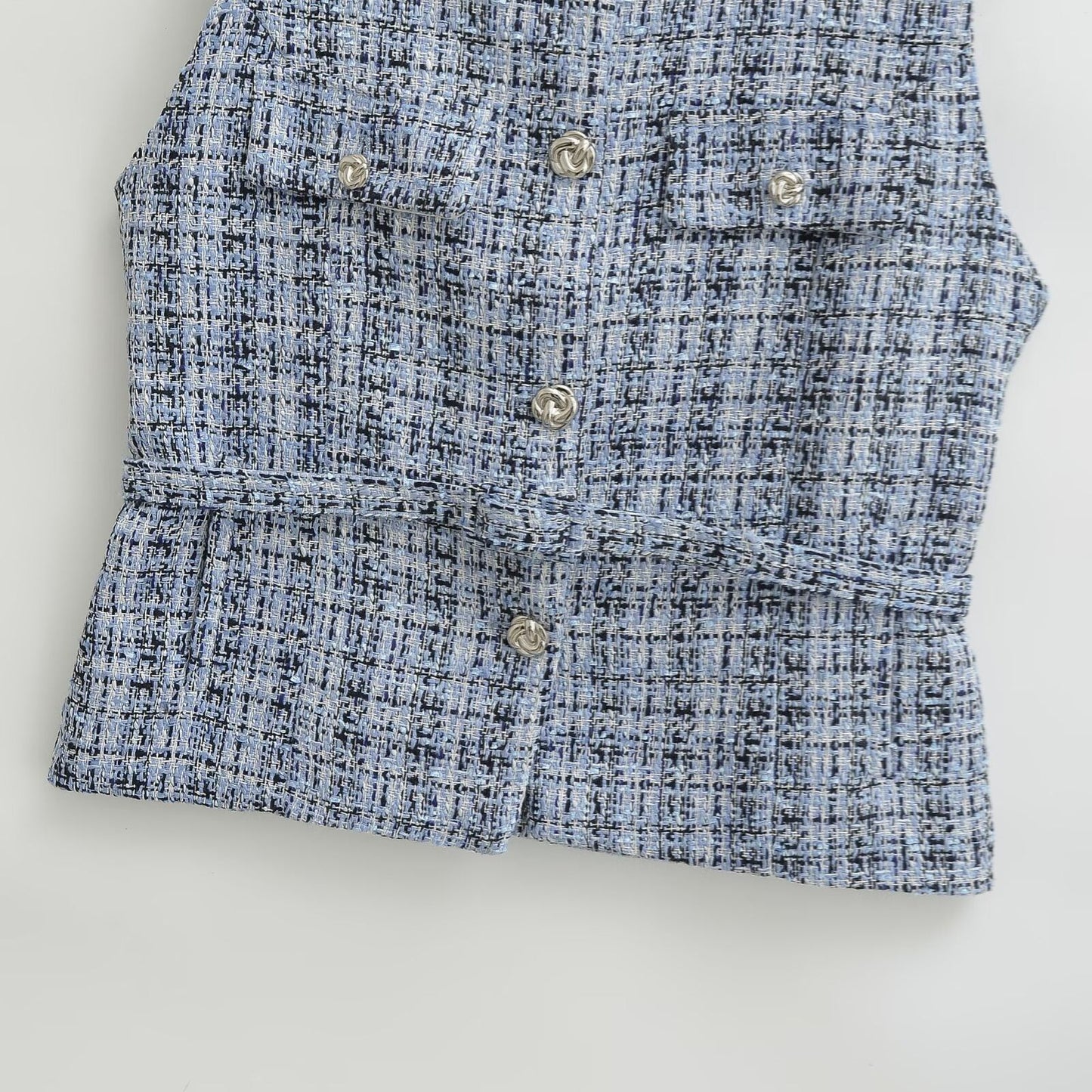 Summer women's clothing with waistband and textured vest